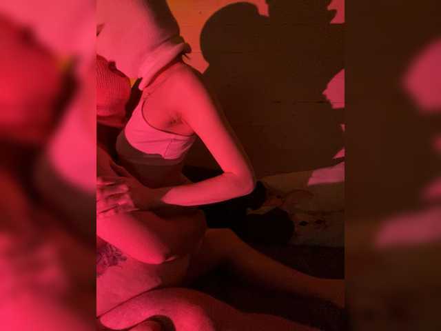 Capturas de tela de transmissão Nika_666
