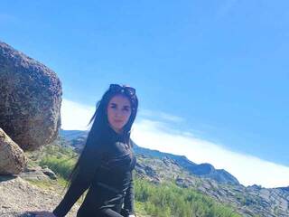 Chat de vídeo erótico Nika-Marrkinson