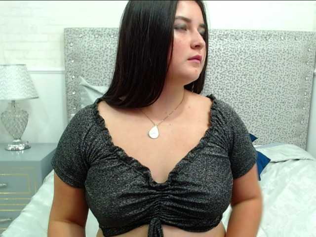 Capturas de tela de transmissão NinaTorres