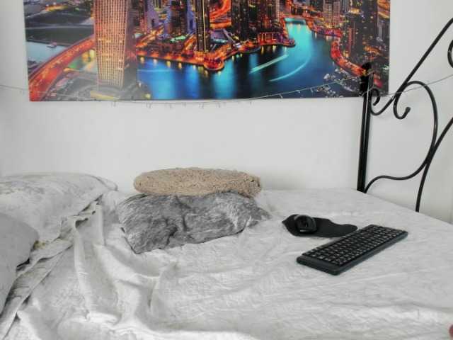 Capturas de tela de transmissão NiniMiller