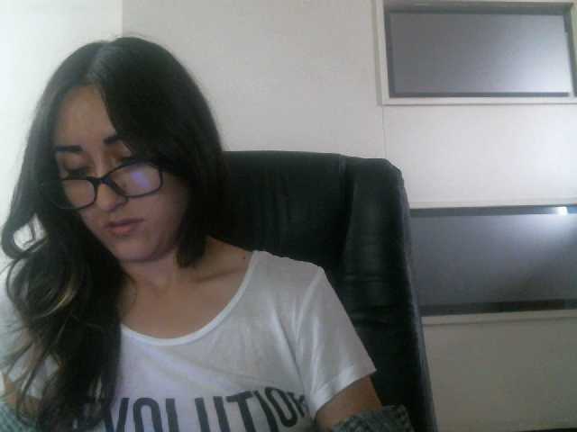 Capturas de tela de transmissão Ninimoon