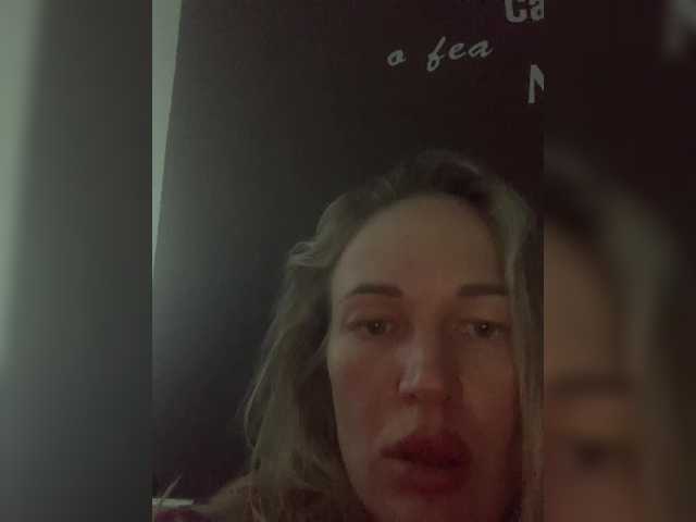 Capturas de tela de transmissão EeeSmith