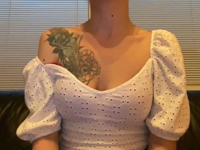 Capturas de tela de transmissão Olivia19Noah