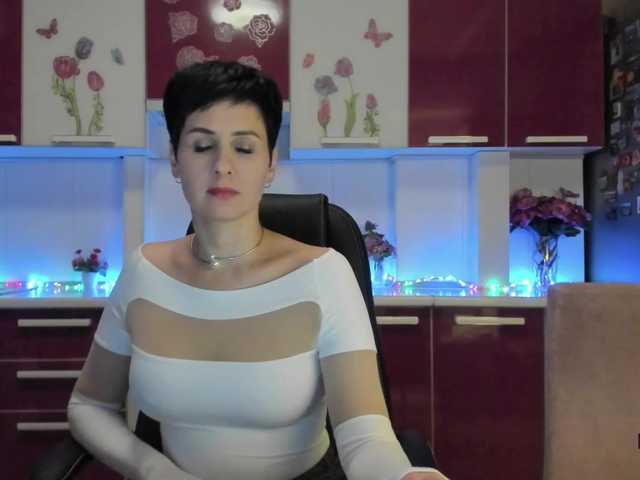 Capturas de tela de transmissão Olivija2020