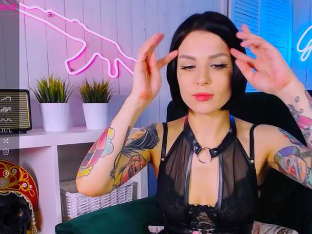 Capturas de tela de transmissão Katherine_Moor
