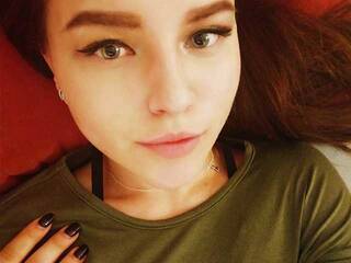 Chat de vídeo erótico onlyours1