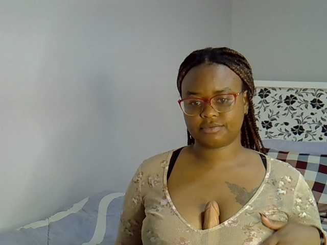 Capturas de tela de transmissão Onlyyhazelbrown