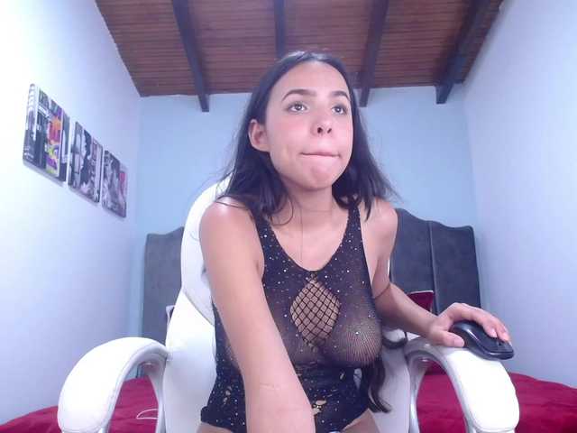 Capturas de tela de transmissão Paola-bigboobs