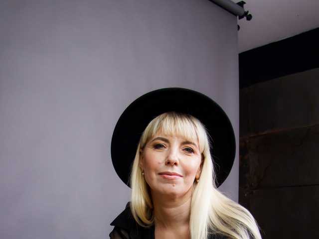 Foto do perfil PetiteHelena