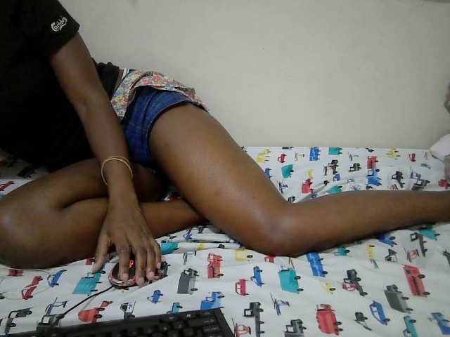 Capturas de tela de transmissão Pettite-Maiden