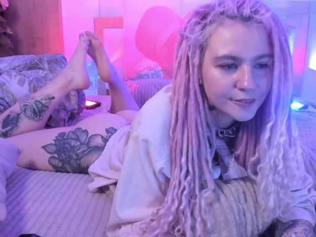 Capturas de tela de transmissão pink-cate