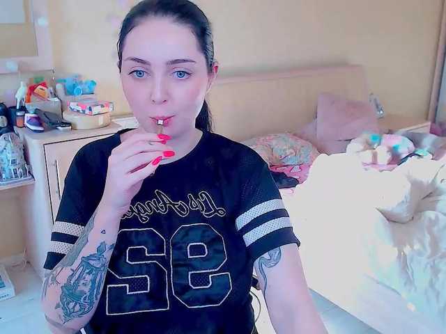 Fotos pinkiepie1997 welcome guys! Lets talk :) in group only dance and teasing :) all show in pvt