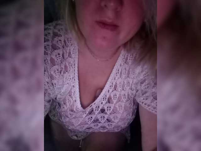 Capturas de tela de transmissão Polina7a