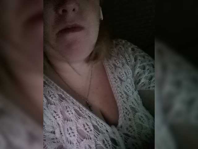 Capturas de tela de transmissão Polina7a