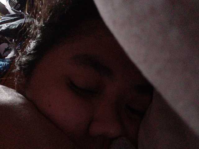 Capturas de tela de transmissão PreciousJADE