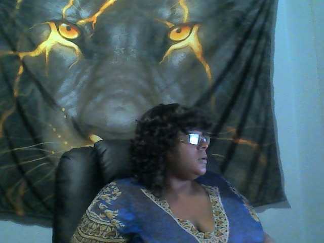 Capturas de tela de transmissão PrettyBlacc