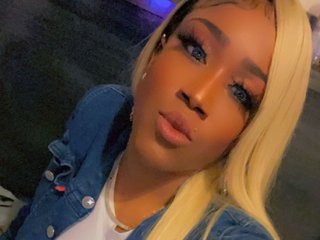Chat de vídeo erótico PrettyDoubleG