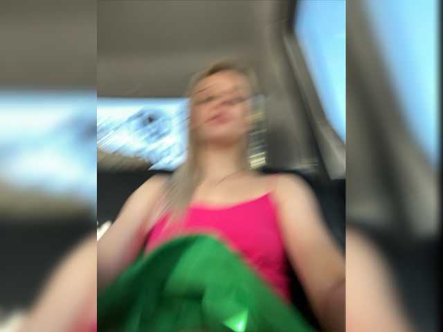 Capturas de tela de transmissão _Katrinka_