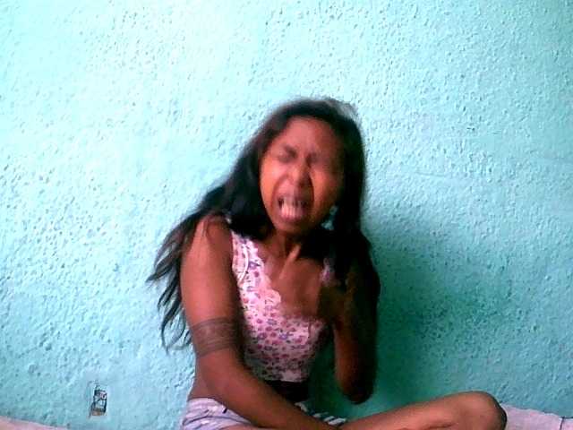 Capturas de tela de transmissão Prisca