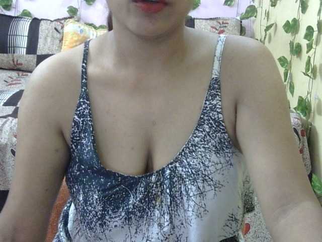 Capturas de tela de transmissão Priya10
