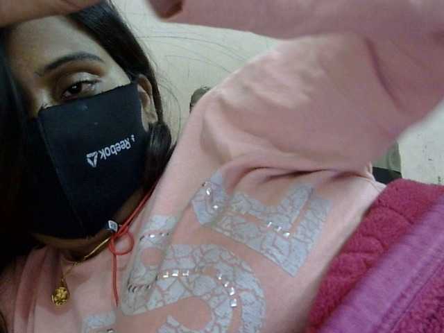 Capturas de tela de transmissão Priya10
