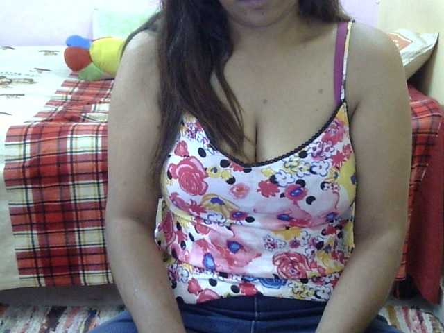 Capturas de tela de transmissão Priya10