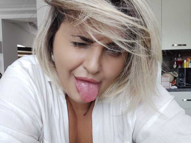 Foto do perfil PriYaAddison