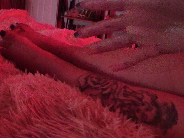 Capturas de tela de transmissão QueenMorgan