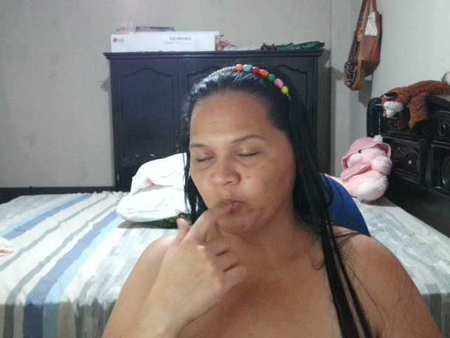 Capturas de tela de transmissão QueenNight