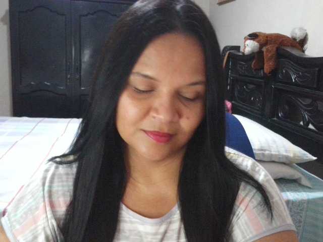 Capturas de tela de transmissão QueenNight