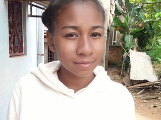 Chat de vídeo erótico Raharisexy