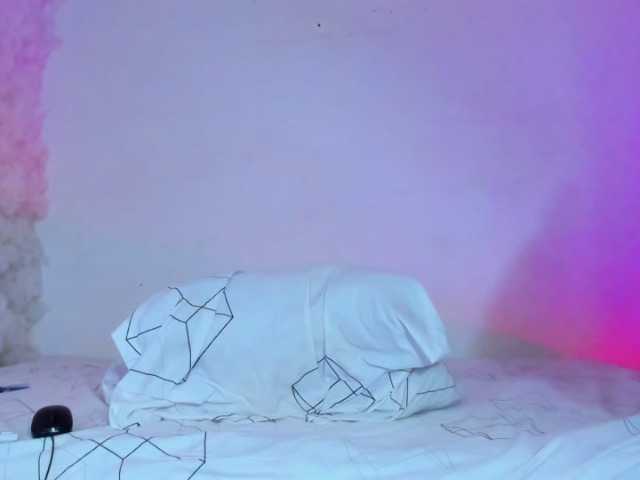 Capturas de tela de transmissão Raquel77