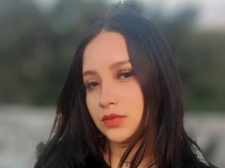 Chat de vídeo erótico Rav3nhudson