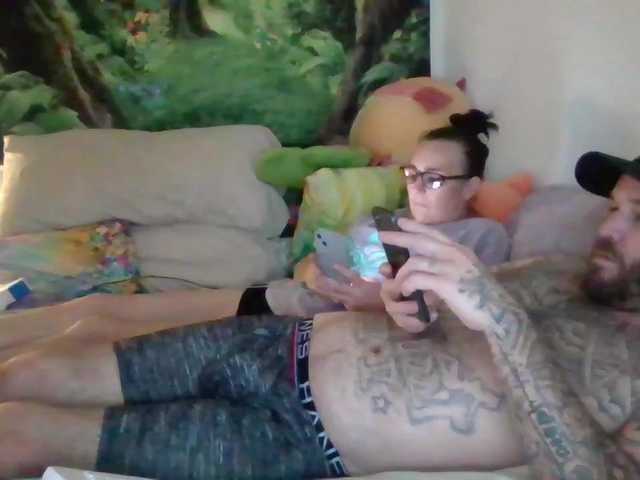 Capturas de tela de transmissão Raynliz85