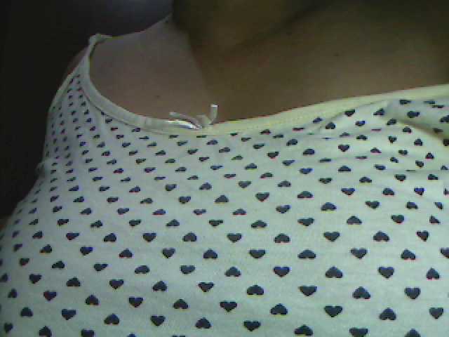 Capturas de tela de transmissão RealCumBaby