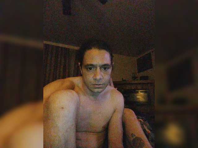 Capturas de tela de transmissão RebelandDust