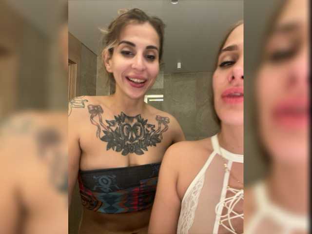 Capturas de tela de transmissão Redfoxygirl