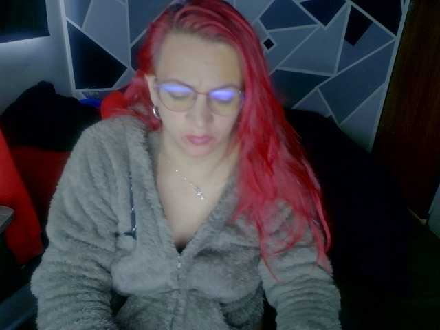 Fotos redhair805 Welcome guys... my sexuality accompanied by your vibrations make me very horny