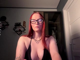Chat de vídeo erótico RedHeadJu