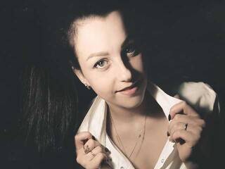 Chat de vídeo erótico Rinada