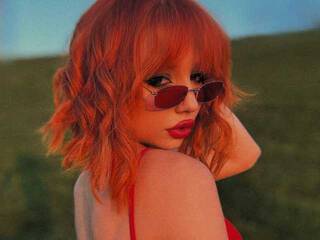 Chat de vídeo erótico RizhayaBestia