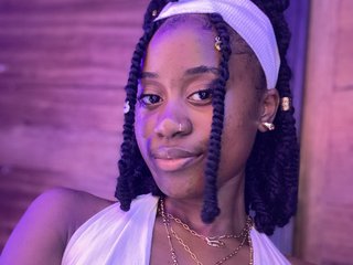 Chat de vídeo erótico Rominah90