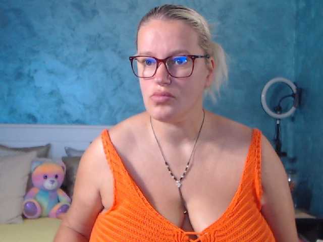 Capturas de tela de transmissão Roselyn25