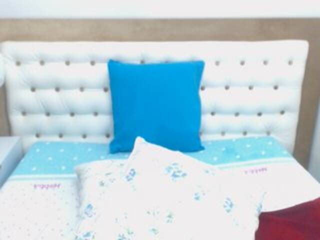 Capturas de tela de transmissão RosieLuxe