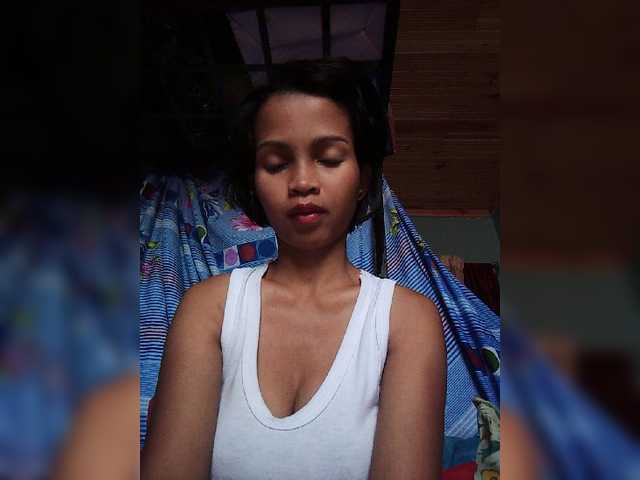 Capturas de tela de transmissão Rositta