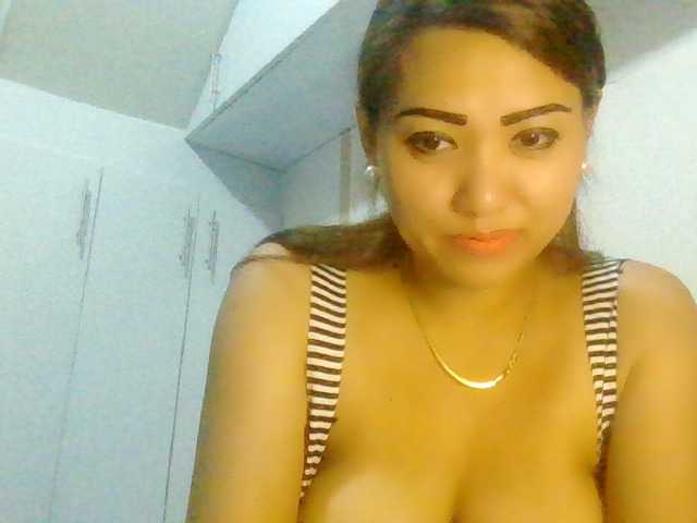 Fotos Rosselyn tits 20, pussy 100, and full naked #499