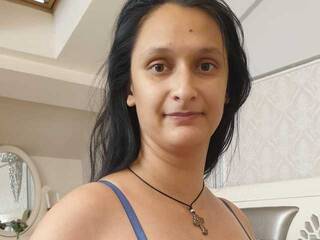 Chat de vídeo erótico RossieWhatt