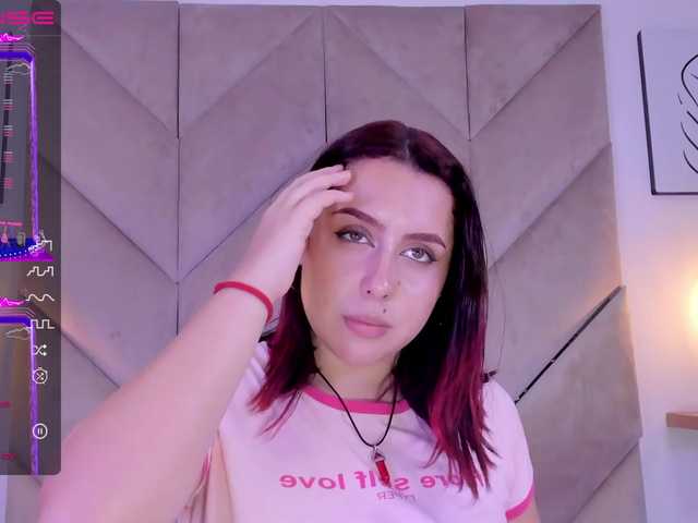 Capturas de tela de transmissão Roxanne_M