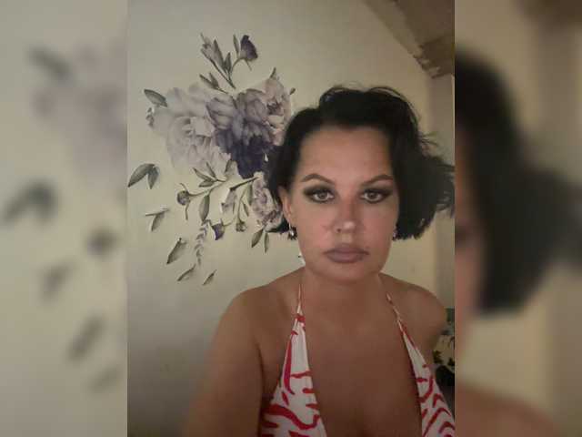 Capturas de tela de transmissão RoyalBreasts