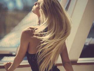 Chat de vídeo erótico Rozarr